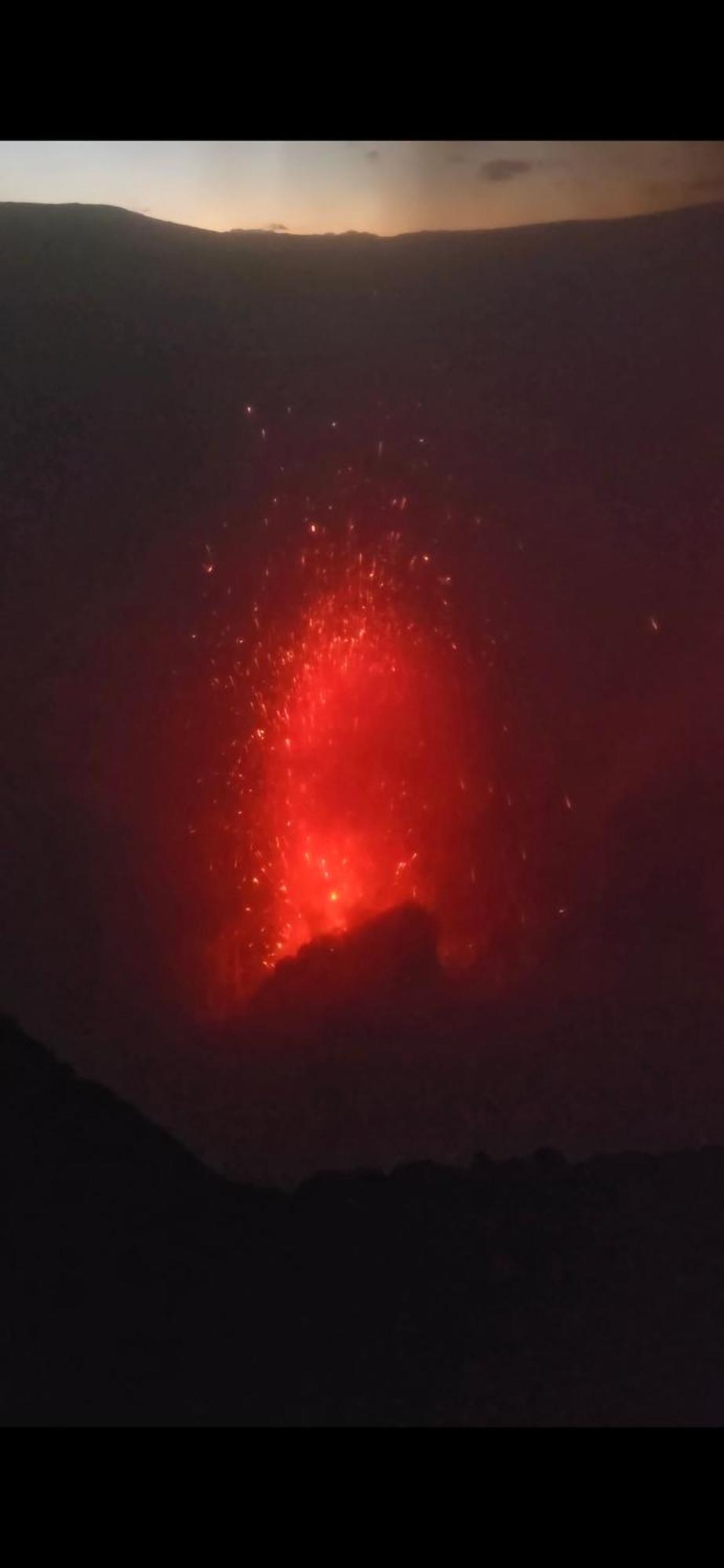 Tanna Volcano View Tree House Lenkuru Zewnętrze zdjęcie