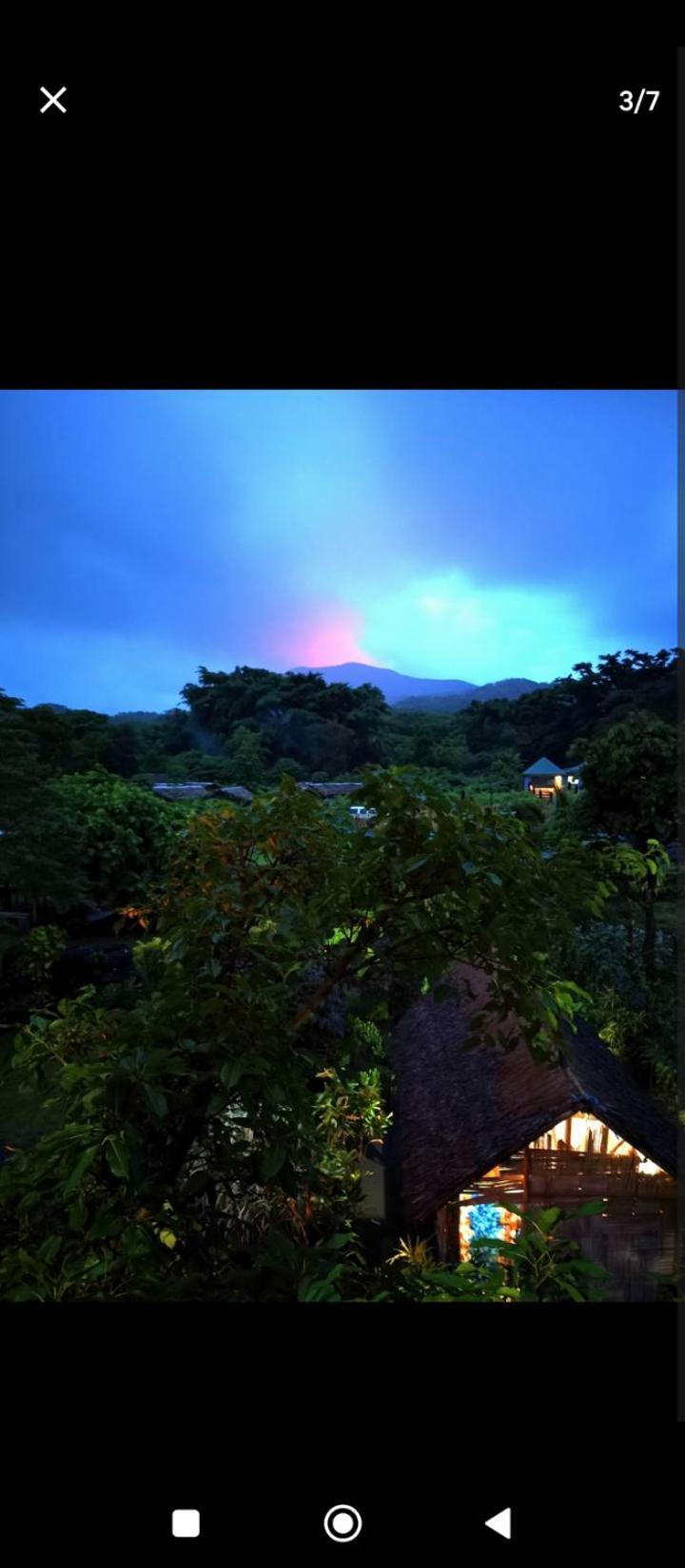 Tanna Volcano View Tree House Lenkuru Zewnętrze zdjęcie