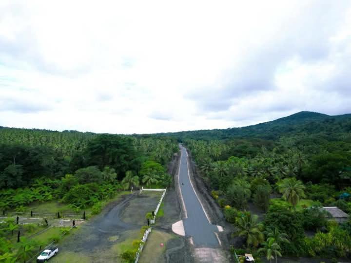 Tanna Volcano View Tree House Lenkuru Zewnętrze zdjęcie
